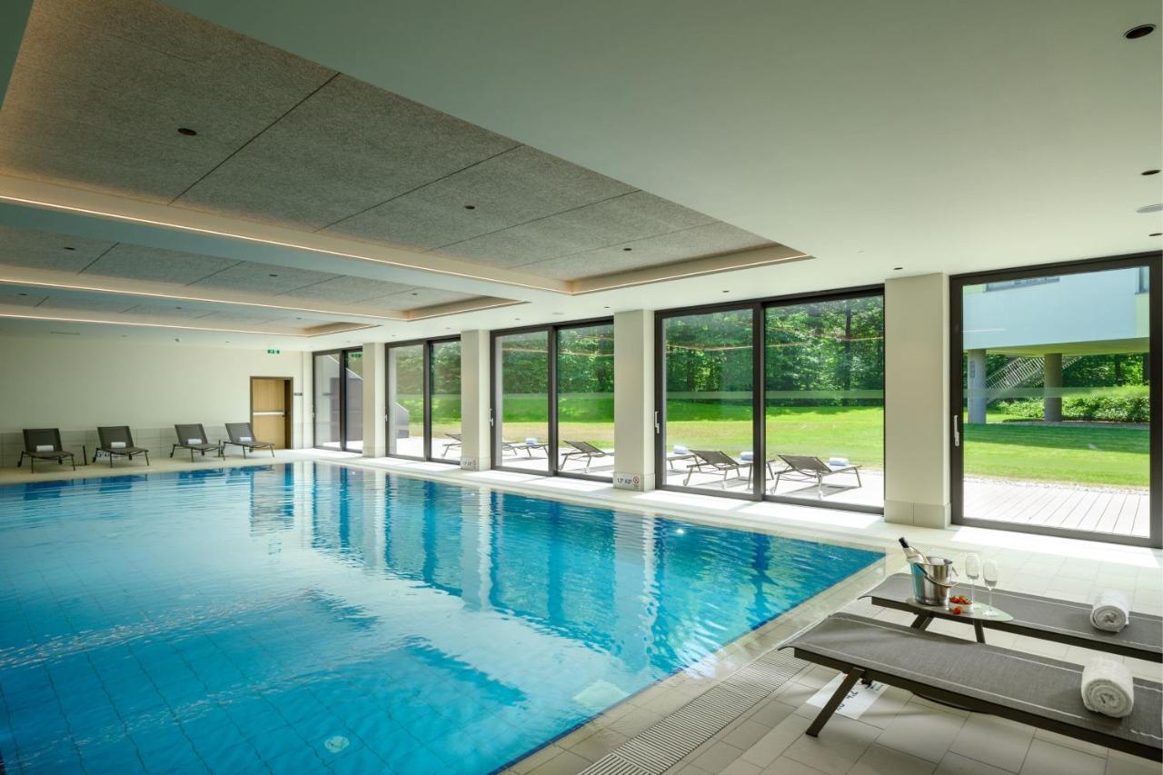 Hotel Four Points By Sheraton Mons 4*